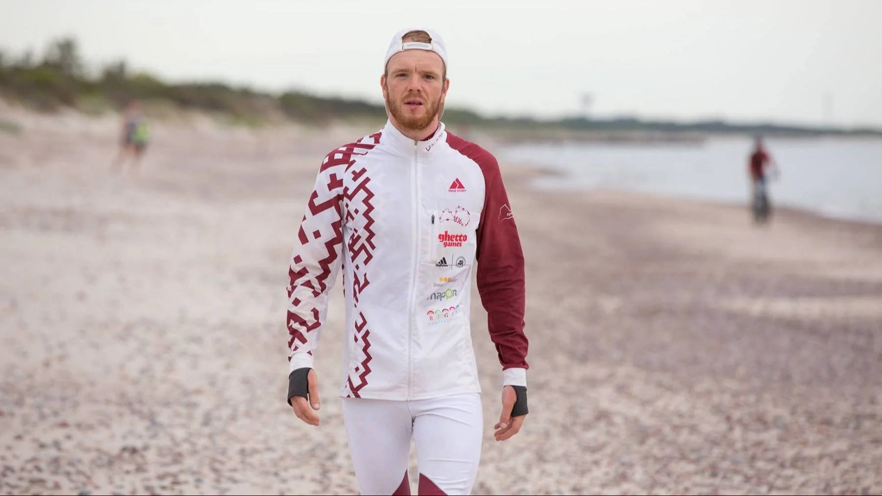 MEET ULTRA LONG DISTANCE RUNNER DINS VECĀNS